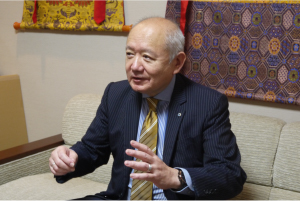 常務取締役　九折 賢一