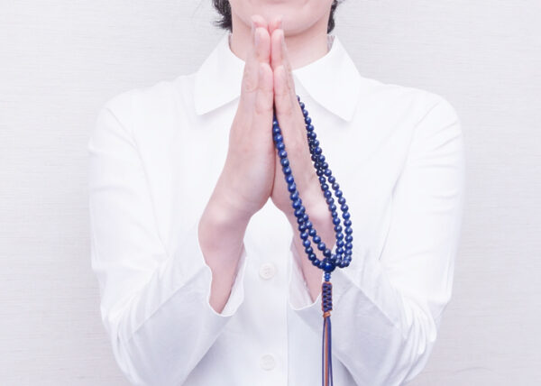 数珠の選び方5.　特に仏教を信じているわけではないのですが、数珠は持った方が良いのですか。