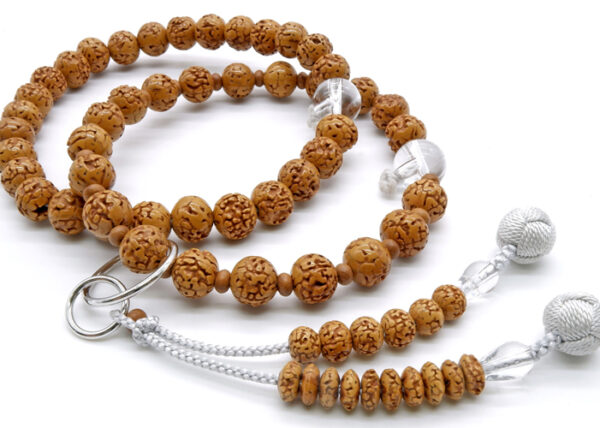 数珠の歴史（16）姫君と公達たちの数珠⑧　その方に相応しい数珠を贈る