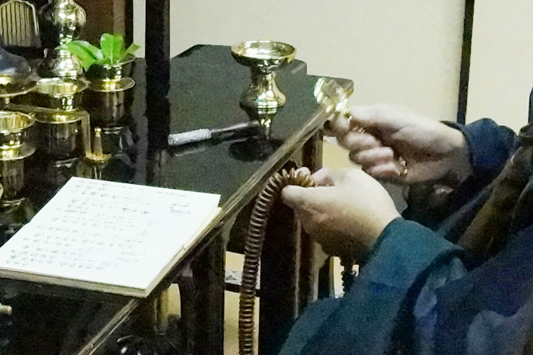 数珠⑦ 男性用のお数珠 神代杉 尺七 臨済宗 ﾐｶﾝ玉 茶水晶仕立て