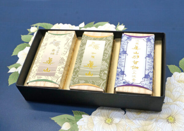 想いを、香りに託すバレンタイン。